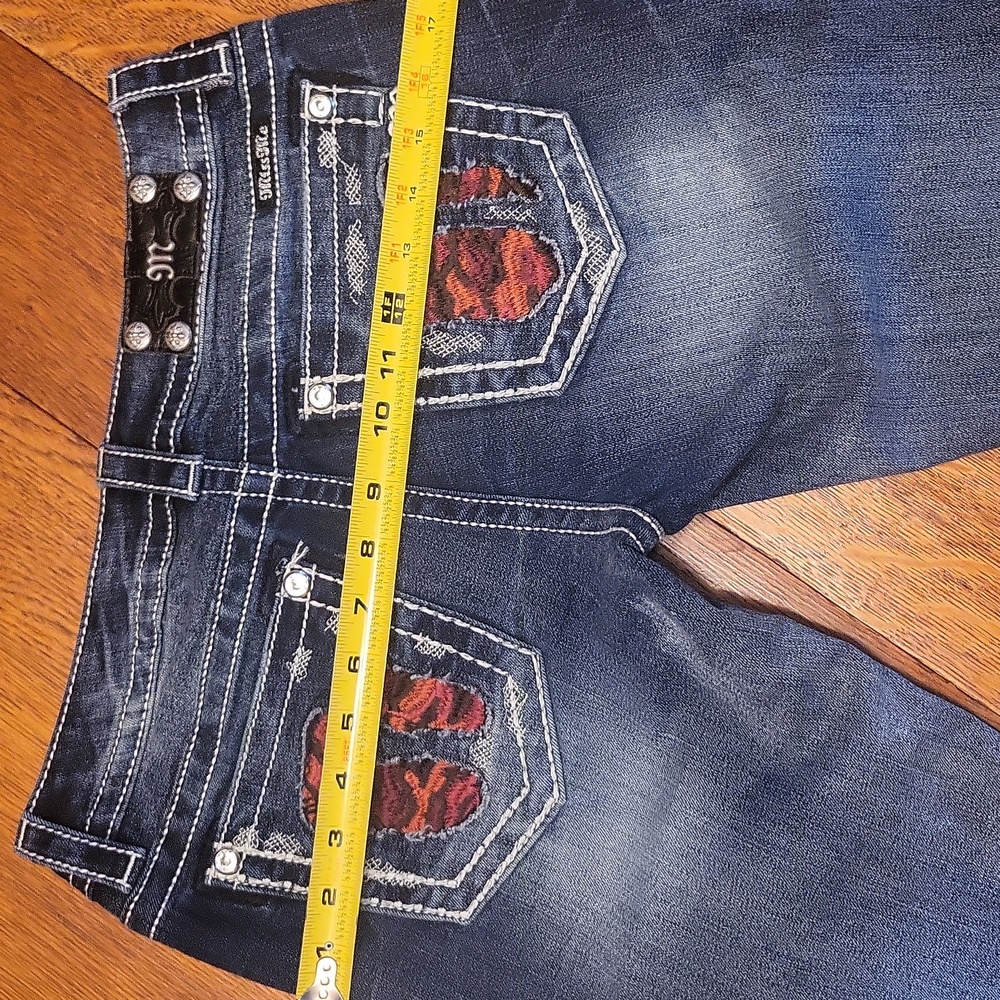 Miss Me Red Patch Signature Skinny Jeans Size 26 - Picture 13 of 16